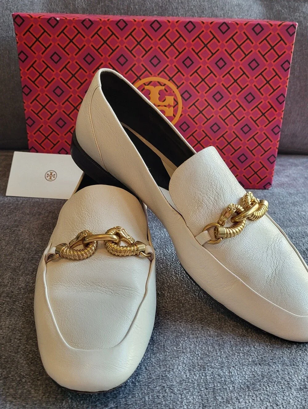 Tory Burch Jessa Loafers in New Cream Color Size 7.5